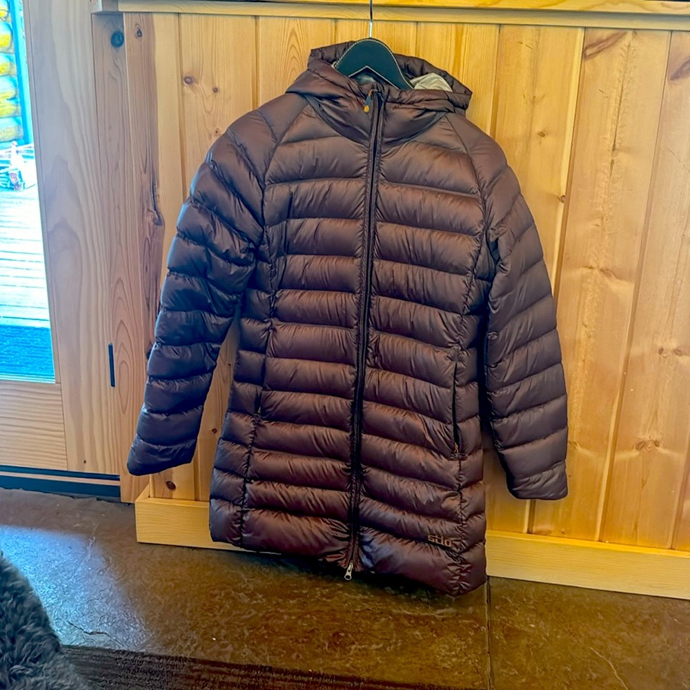 Women’s STIO down parka